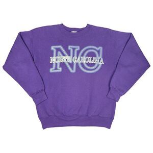 Vintage 90’s Hanes Heavyweight North Carolina Crew Neck Sweatshirt - Size Medium